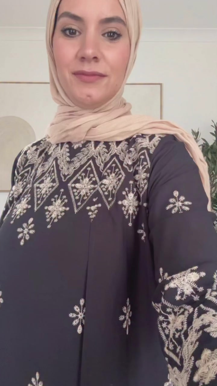 Madina abaya